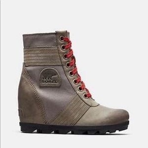 Sorel Women's Joan Of Arctic Wedge III Lexie Bootie - Quarry NWB